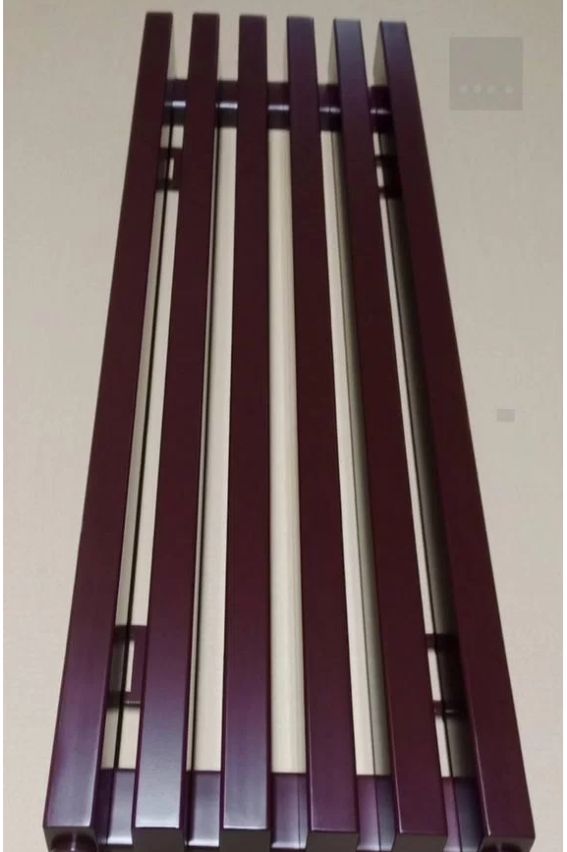 Трубчатый вертикальный радиатор 40x40 V, 3 секции, 500/140/70